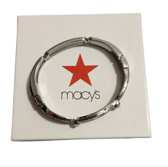 Macy's  Bangle   Bracelet  New in box Never worn  Silver-tone - Picture 13 of 13